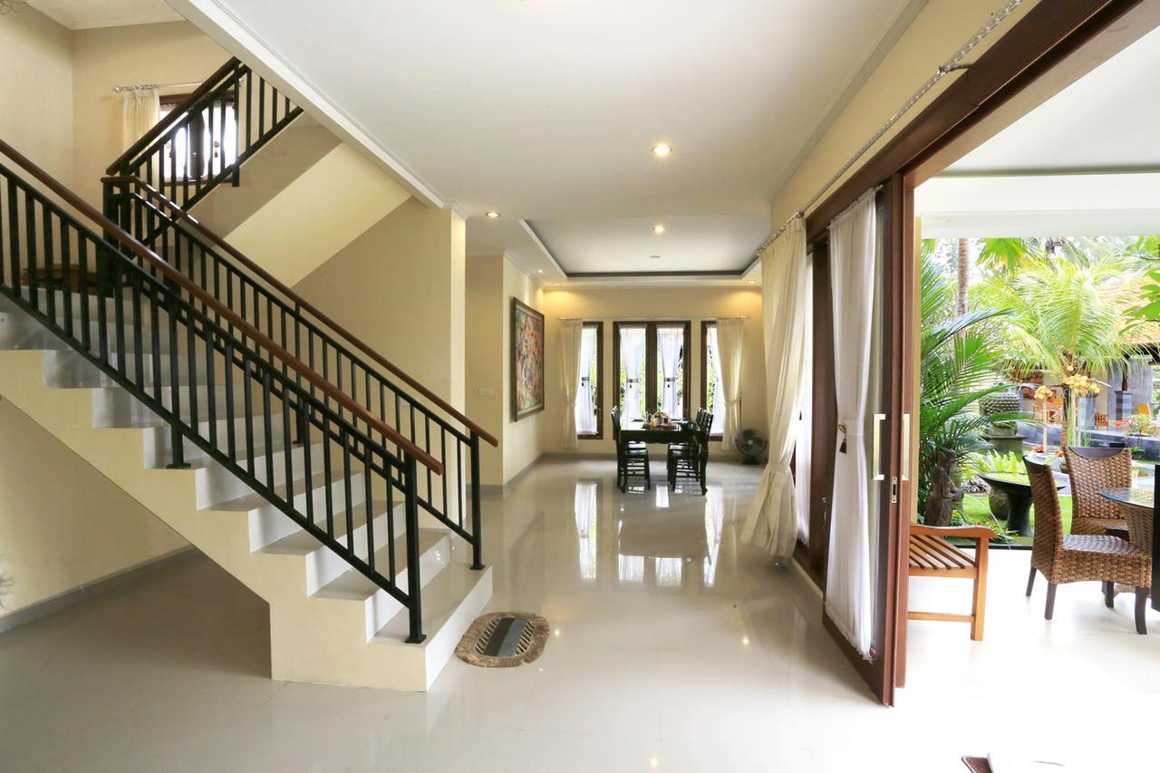 Wisma tamu Luna Llena 3*